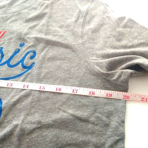 Keep it Classic T-shirt - Picture 6 of 8